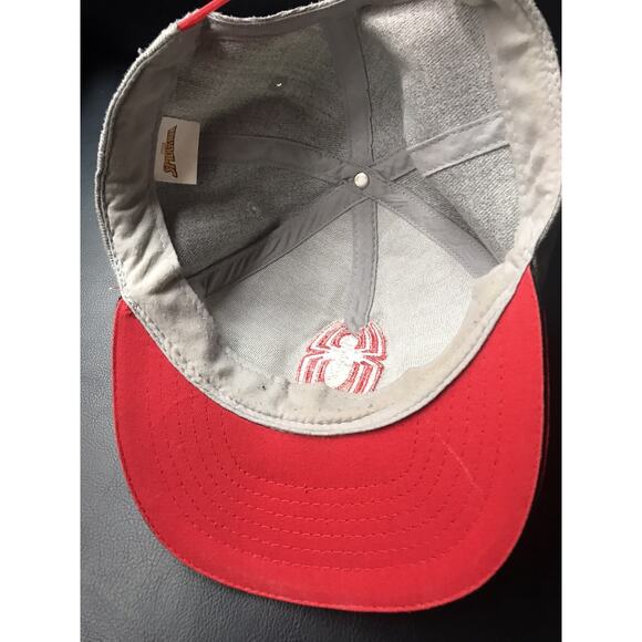 Marvel Snap Back Spider Man Baseball Hat Gray And Red With Spider-Man Logo. - Picture 4 of 4